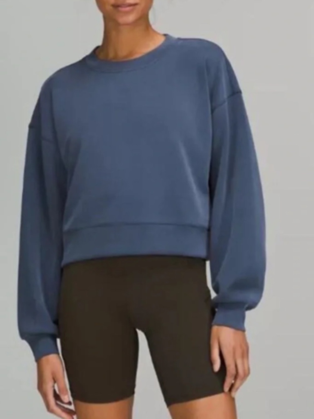 Lululemon Softstreme Oversized Cropped Crew, Blue, Size 6